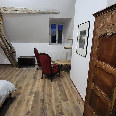 Les Oiseaux De Passage Bed and Breakfast Escolives-Sainte-Camille Eksteriør billede
