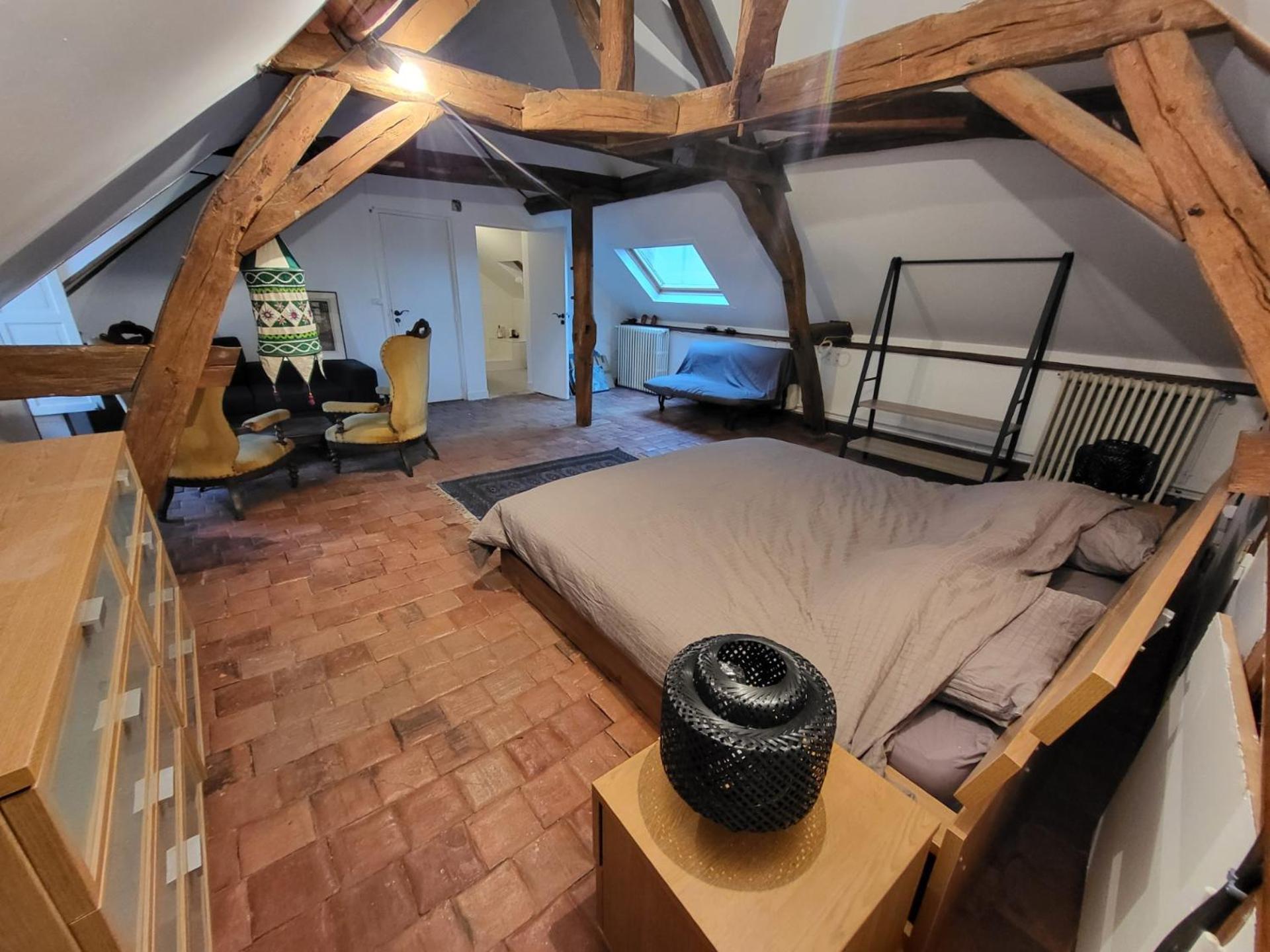 Les Oiseaux De Passage Bed and Breakfast Escolives-Sainte-Camille Eksteriør billede