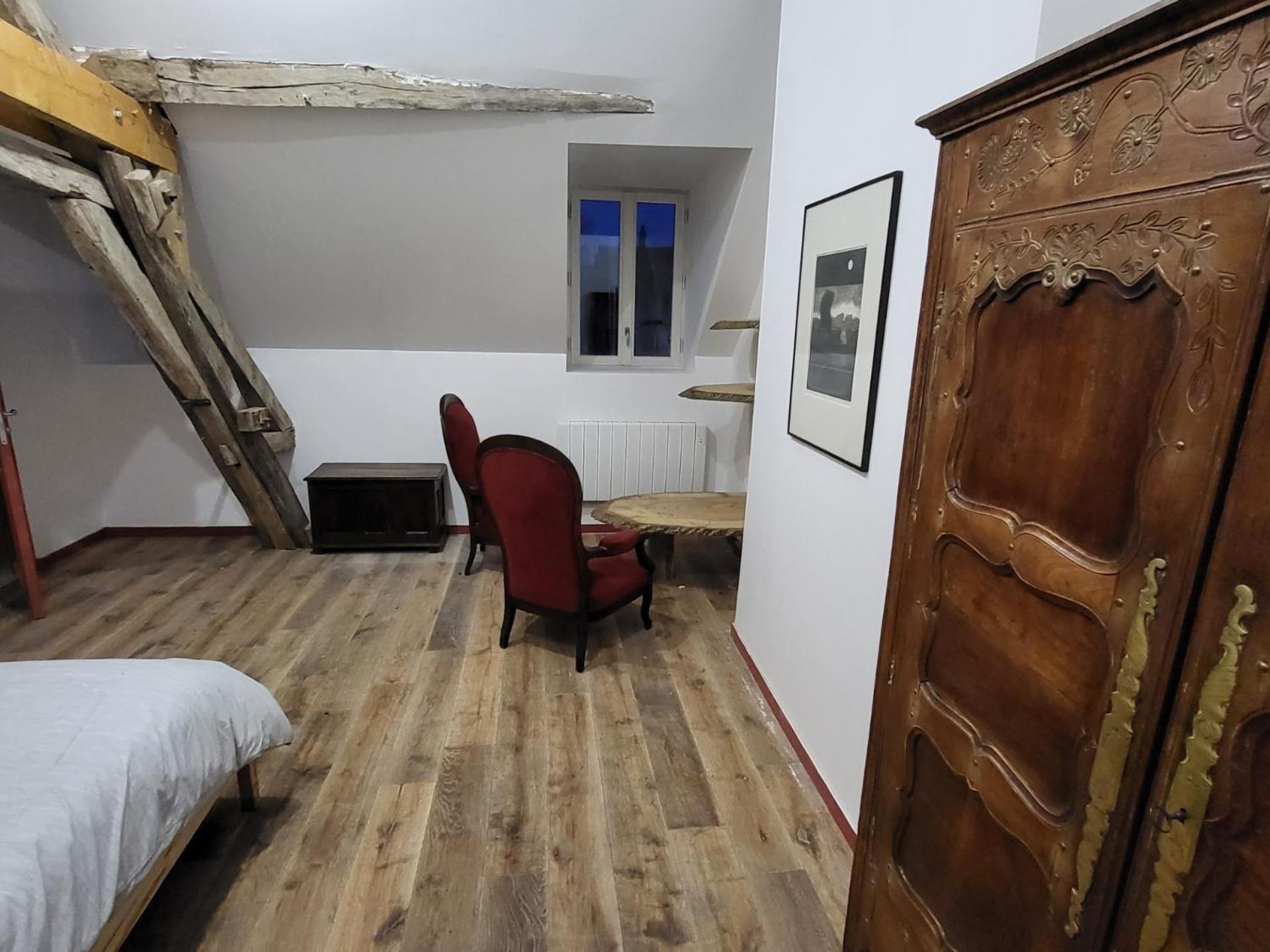 Les Oiseaux De Passage Bed and Breakfast Escolives-Sainte-Camille Eksteriør billede
